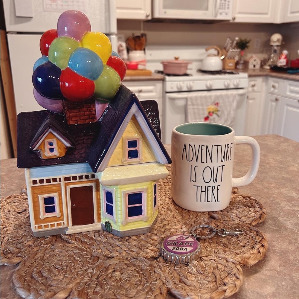 NWT Rae Dunn Pixar UP “Adventure is out there” Mug